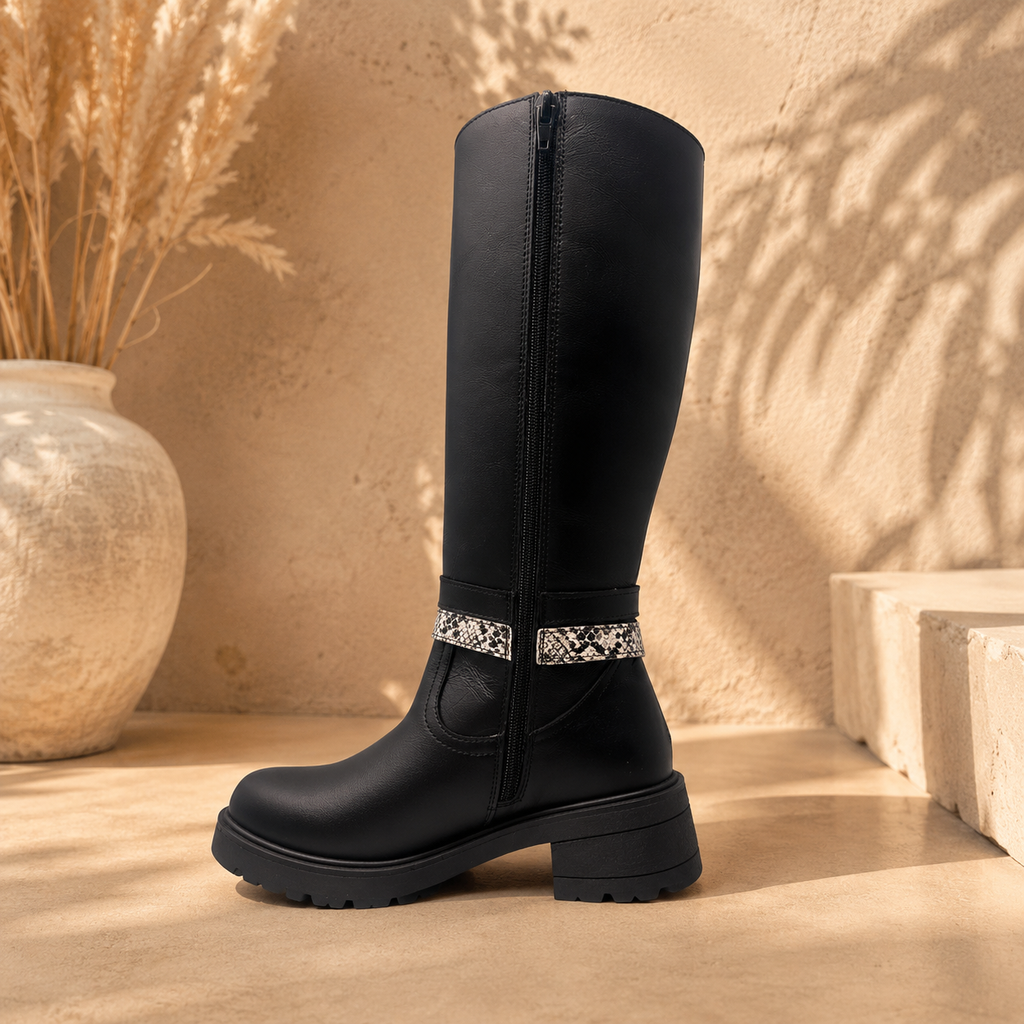 Botas De Piel Negras Para Mujer Con Tiras Antiderrapante
