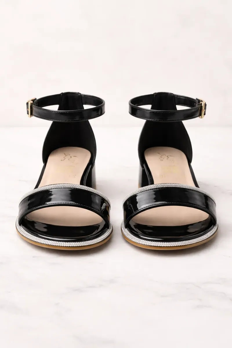 Sandalias Negras de charol  Para Niñas Con Tacón Bajo Hermosas y cómodas