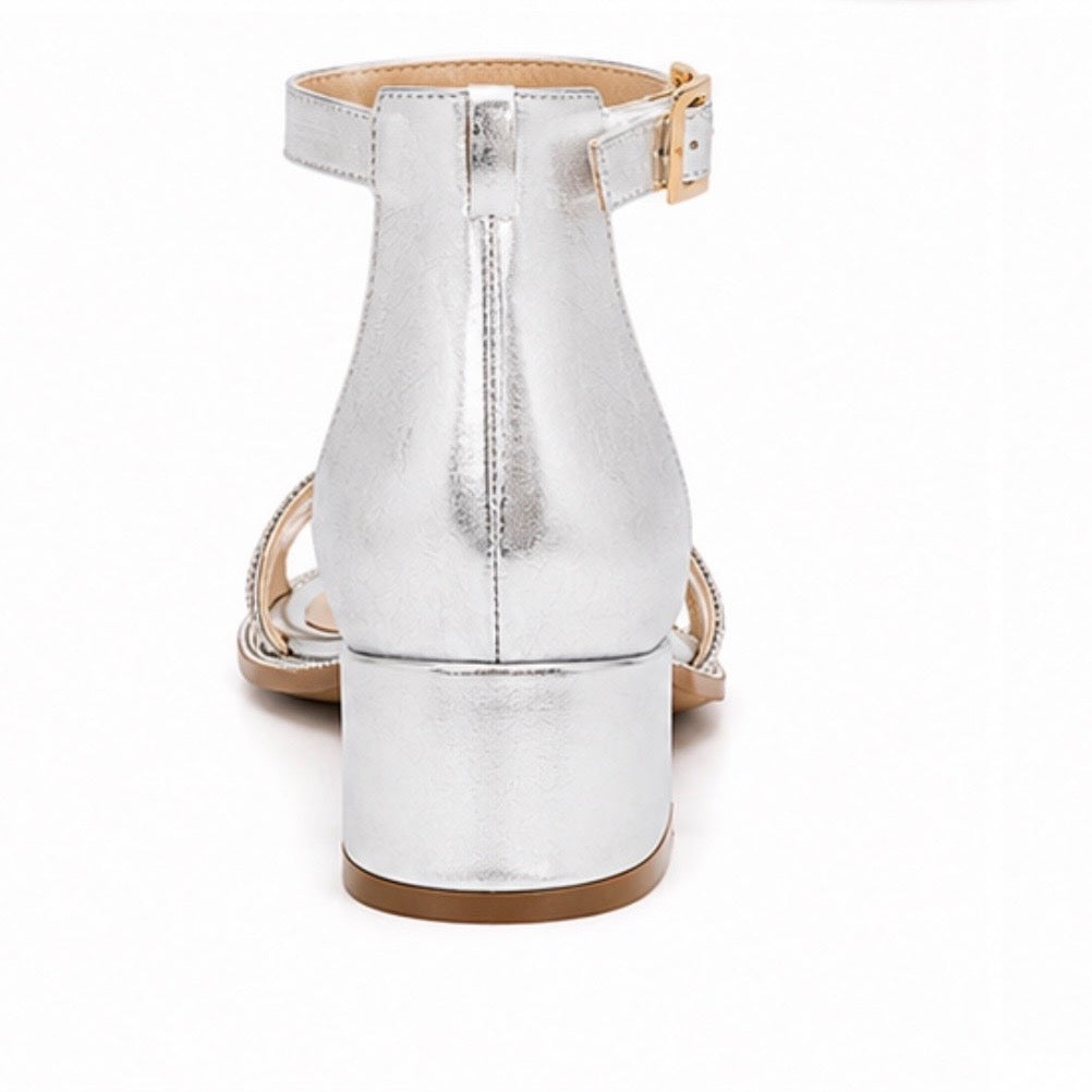 Sandalias Plata Para Mujer Napa Metálica  Perfectas Para Eventos Ya Que Son Elegantes Y Lindas